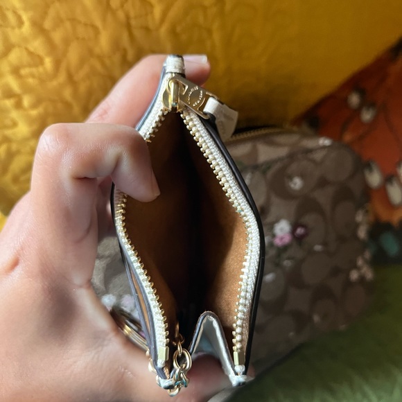 Coach mini camera bag - Picture 6 of 6